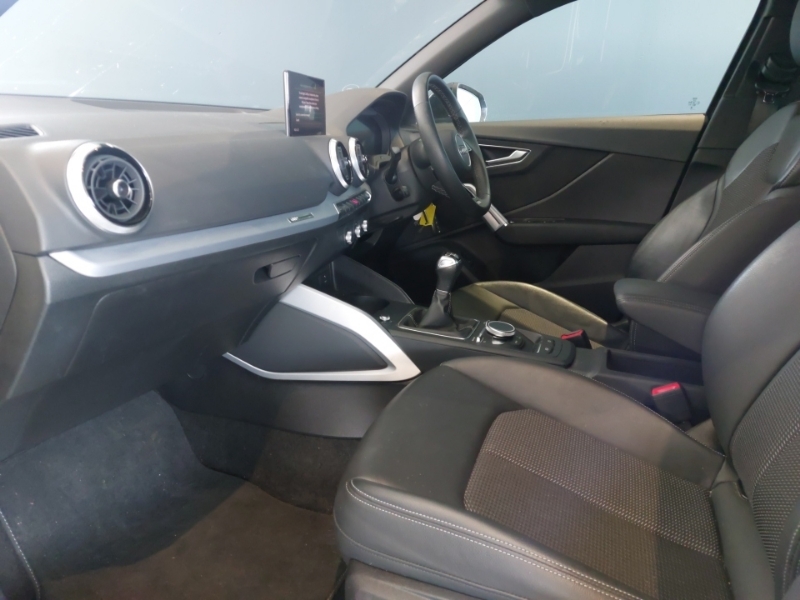 Audi Q2 35 Tfsi S Line Black #5