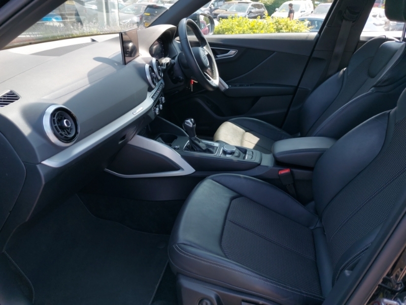Audi Q2 35 Tfsi S Line S Tronic KW23BVE Black #5