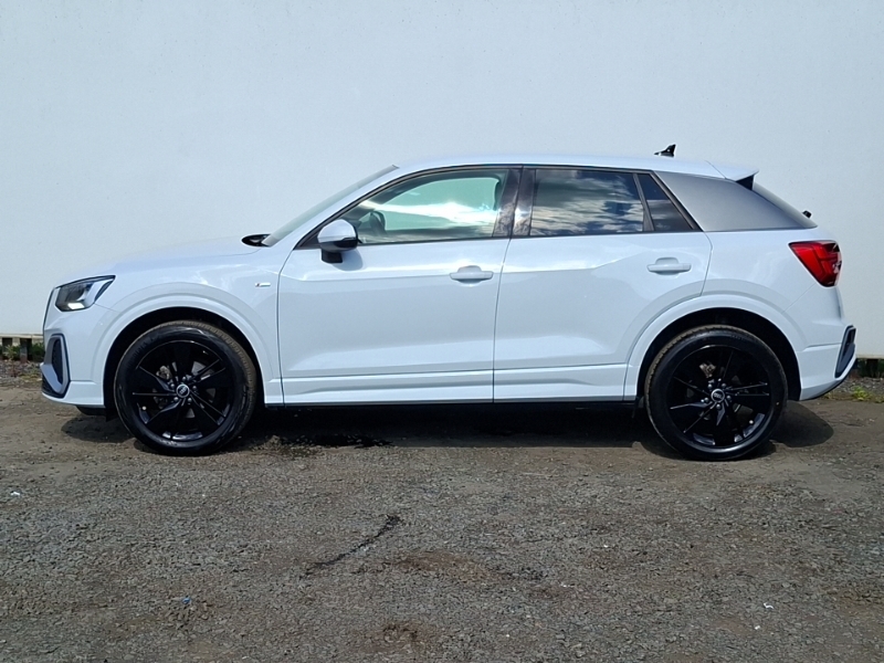 Audi Q2 35 Tfsi S Line S Tronic EA72YJF White #4