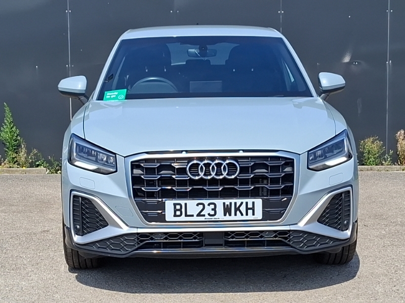 Audi Q2 35 Tfsi Black Edition White #14