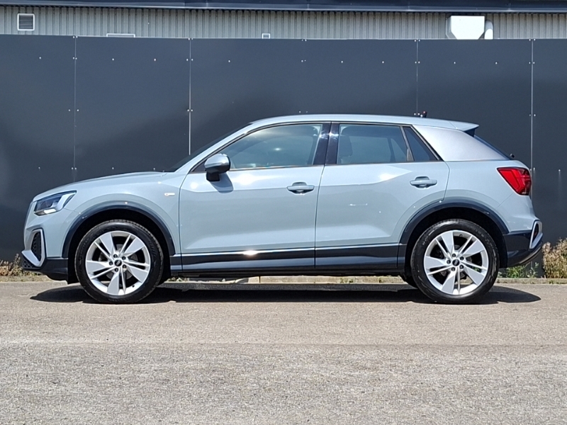 Audi Q2 35 Tfsi S Line S Tronic Grey #4