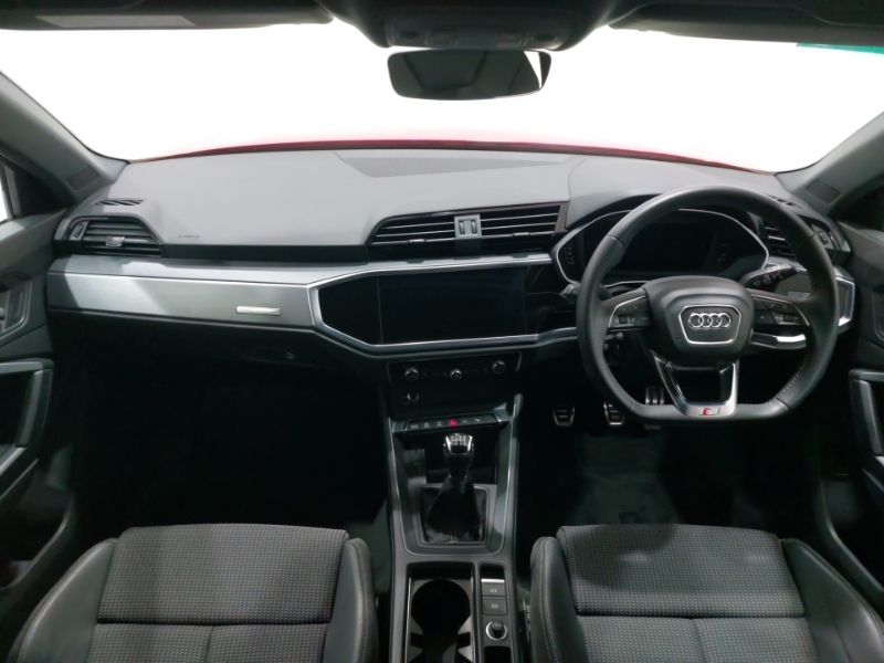 Audi Q3 35 Tfsi S Line Red #3