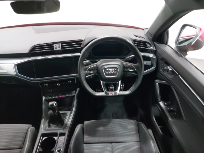 Audi Q3 Sport  #8