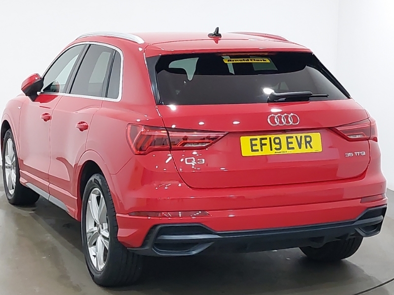 Audi Q3 35 Tfsi S Line Red #2
