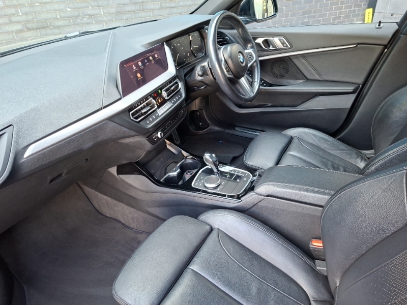BMW 1 Series 118D M Sport Step PJ70RKN Grey #5