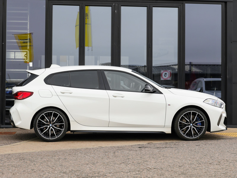 BMW 1 Series M135i Xdrive Step White #3
