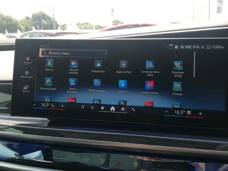 BMW i7 Saloon Black #14