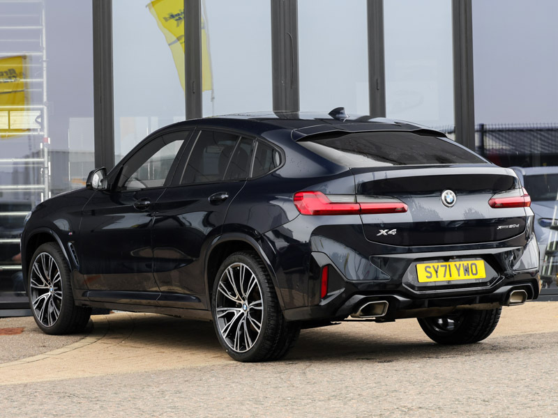 BMW X4 Xdrive20d Mht M Sport Step Black #2