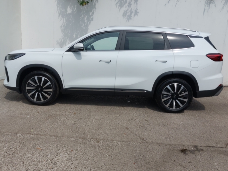 Chery Tiggo 8 1.5T Phev Summit Dht White #4