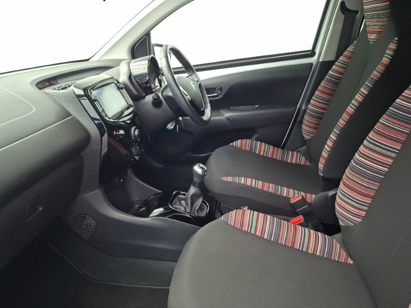 Citroen C1 1.0 Vti 72 Shine SL71UHU White #5