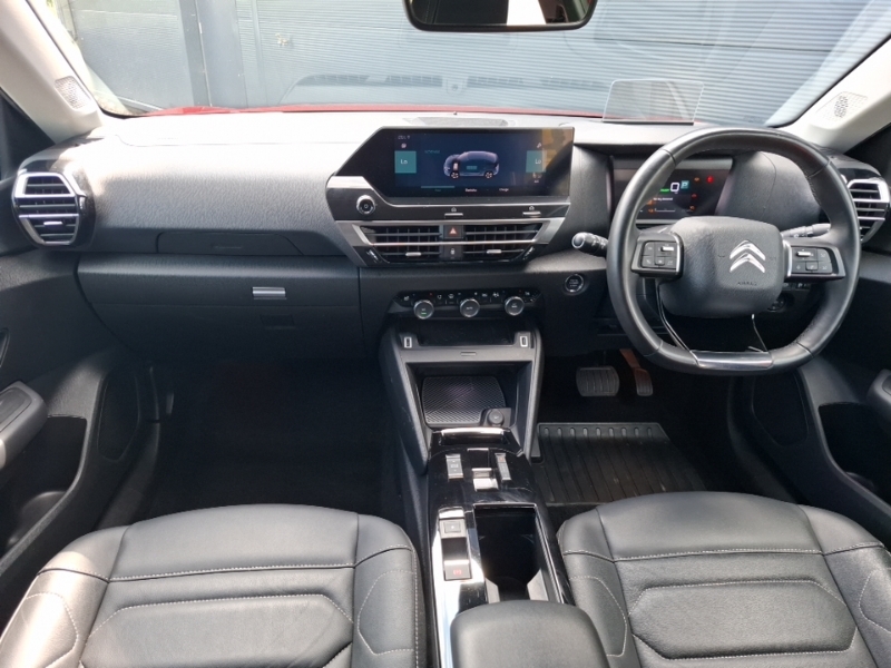 Citroen e-C4 100Kw Shine Plus 50Kwh Red #3