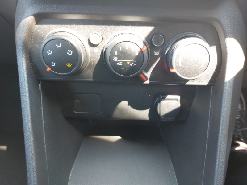 Dacia Sandero Stepway 1.0 Tce Essential White #9