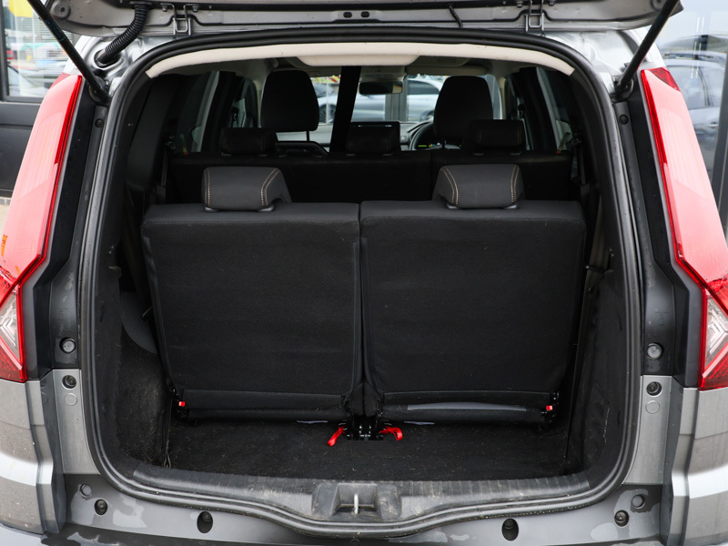 Dacia Jogger 1.6 Hev Extreme Grey #8