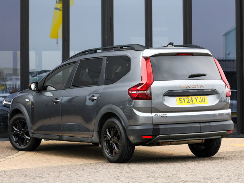 Dacia Jogger 1.6 Hev Extreme Grey #2