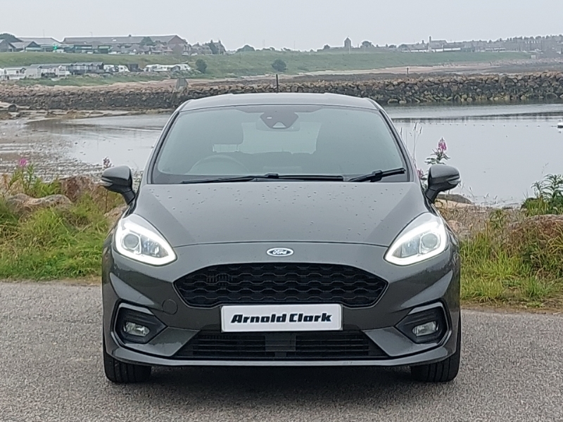 Ford Fiesta Active X Edition White #14