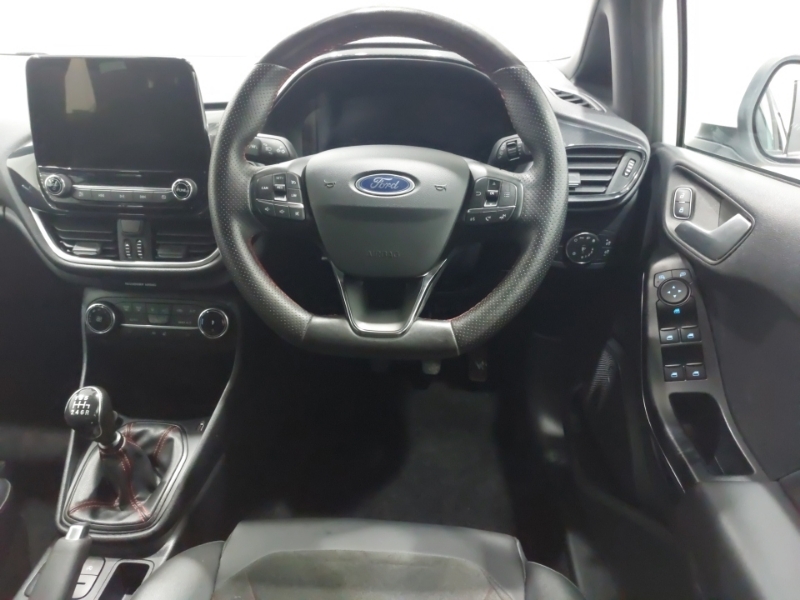 Ford Fiesta Titanium Black #8