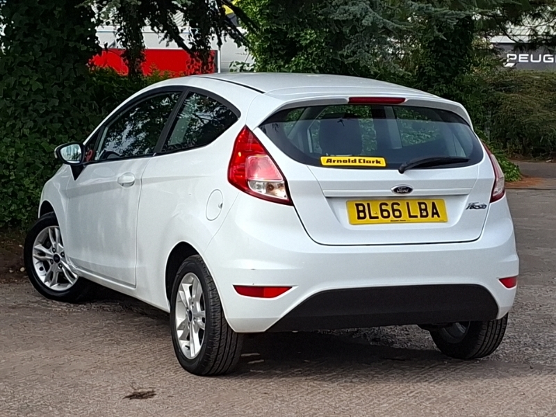Ford Fiesta 1.25 82 Zetec BL66LBA White #2