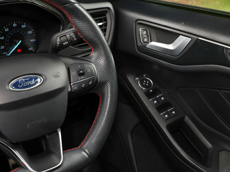 Ford Focus 1.0 Ecoboost 125 Active Grey #12