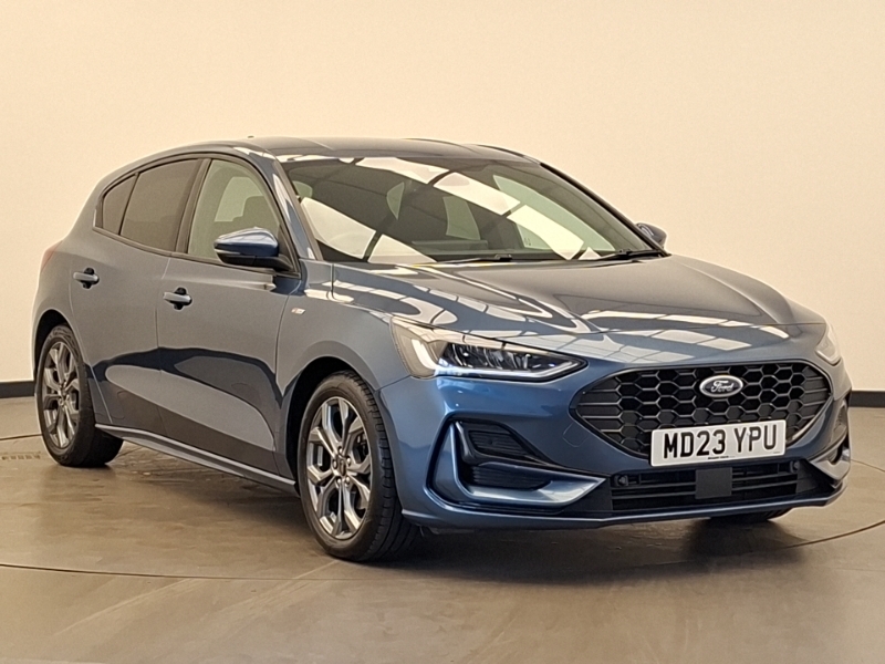 Ford Focus 1.0 Ecoboost Titanium Black #1