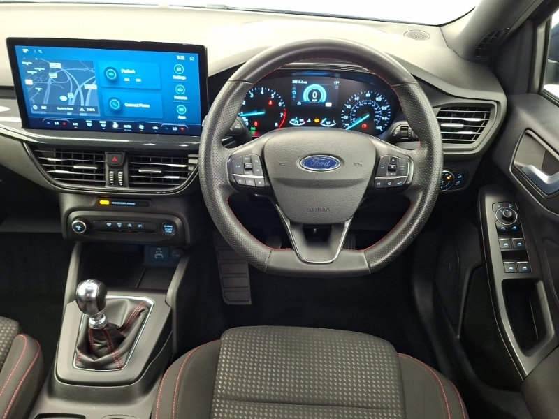 Ford Focus 1.0 Ecoboost Titanium Black #8
