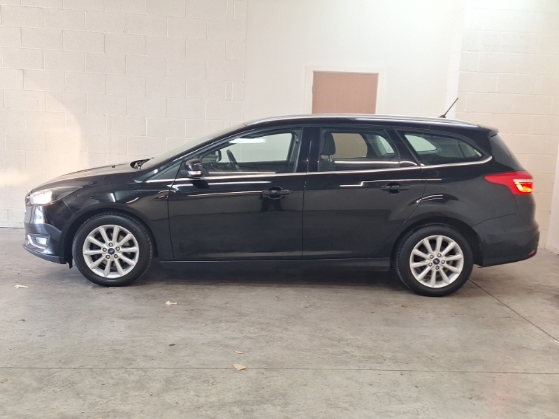 Ford Focus 1.0 Ecoboost 125 Titanium PJ17EKR Black #4