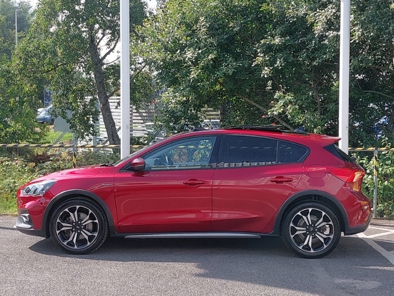 Ford Focus 1.0 Ecoboost 125 Active X Red #4