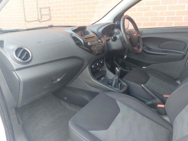 Ford KA+ 1.2 85 Zetec White Edition White #5