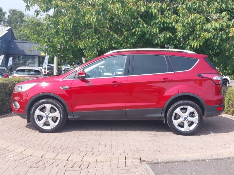 Ford Kuga 2.0 Tdci Titanium 2Wd Red #4
