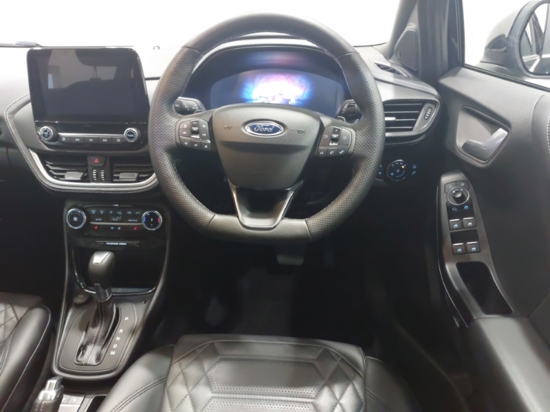 Ford Puma St-line Black #8