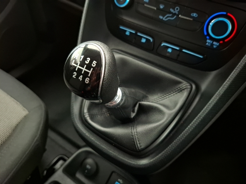 Ford Transit Connect Connect 2.0 Ecoblue 122Ps Limited Van Blue #11