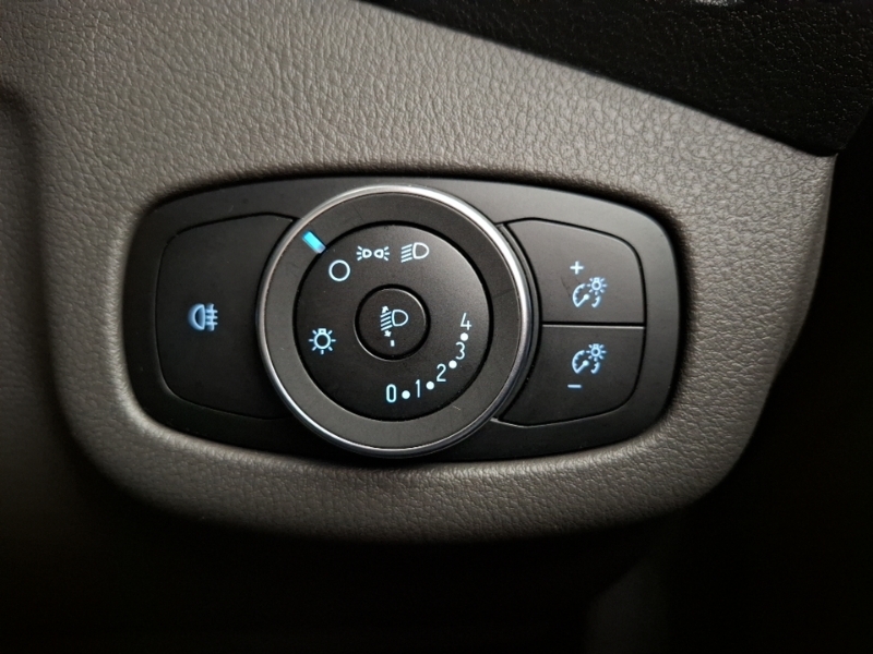 Ford Transit Connect Connect 2.0 Ecoblue 122Ps Limited Van Blue #17