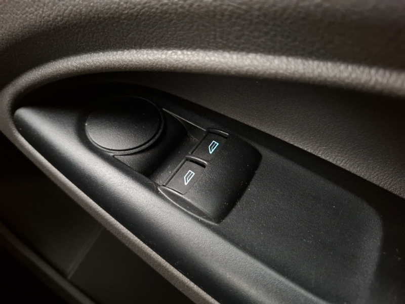 Ford Transit Connect Connect 2.0 Ecoblue 122Ps Limited Van Blue #15