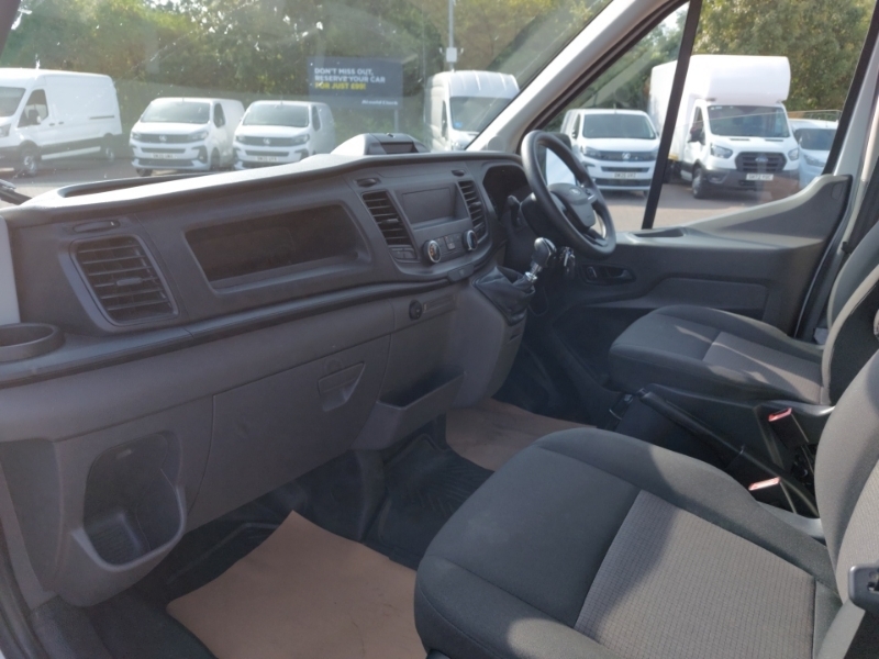Ford Transit Custom 2.0 Ecoblue 130Ps Low Floor Luton Skeletal Van White #5