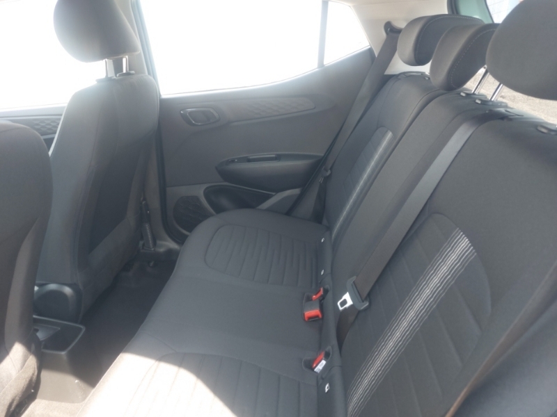 Hyundai I10 1.0 Mpi Se Connect Green #6