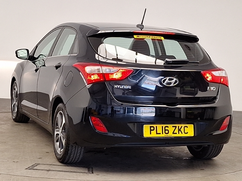 Hyundai I30 1.6 Se Nav Black #2