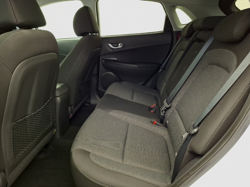 Hyundai Kona 150Kw Premium 64Kwh White #6