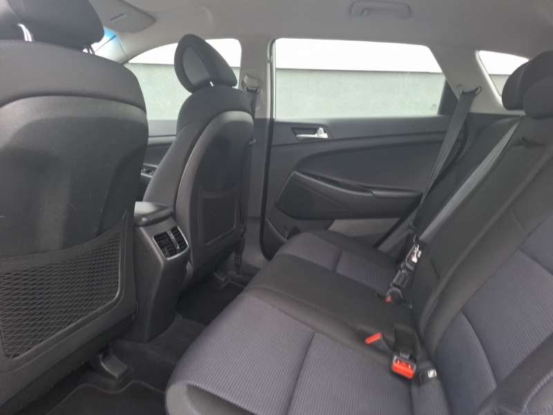 Hyundai Tucson 1.6 Gdi Blue Drive Se Nav 2Wd White #6