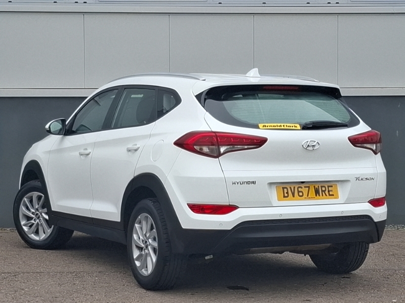 Hyundai Tucson 1.6 Gdi Blue Drive Se Nav 2Wd White #2