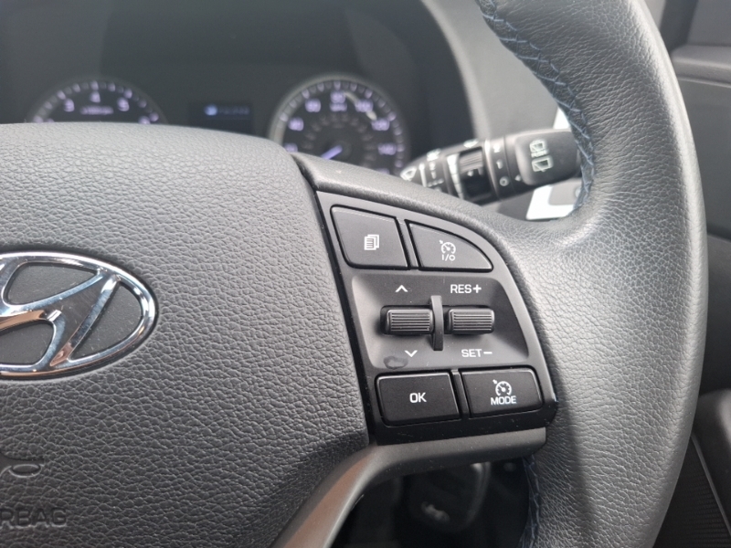 Hyundai Tucson  White #13