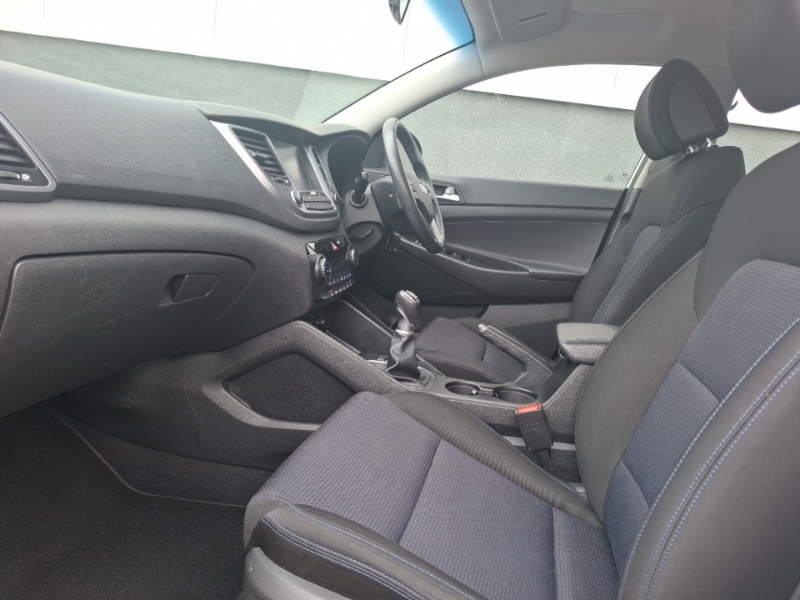 Hyundai Tucson 1.6 Gdi Blue Drive Se Nav 2Wd White #5