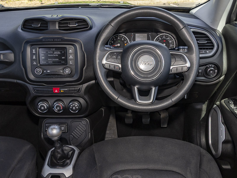 Jeep Renegade Night Eagle 2021 Black #13