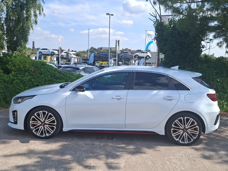 Kia Ceed 1.6T Gdi Isg Gt White #4