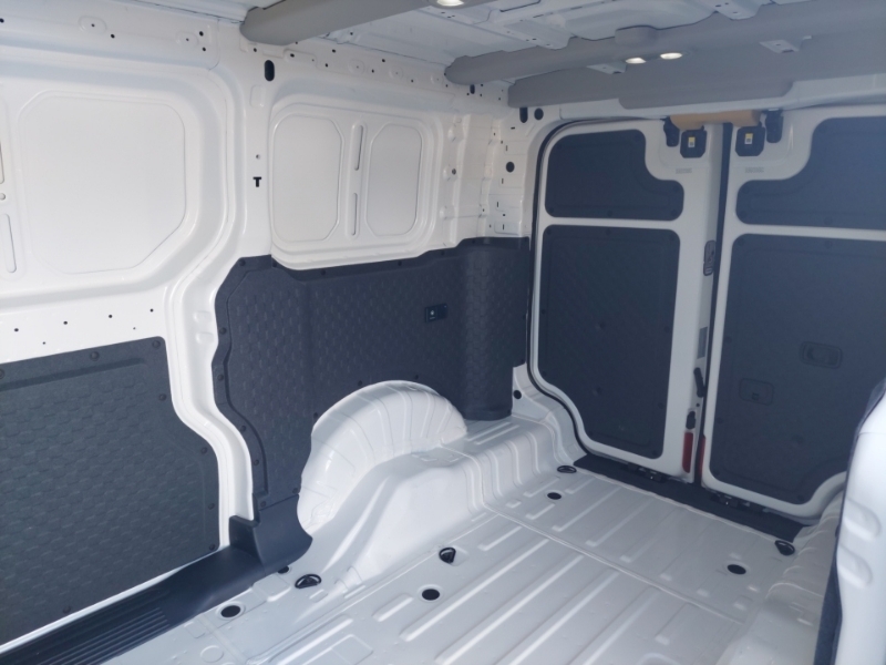 Kia PV5 120Kw Plus Long Range 71Kwh H1 Van White #6