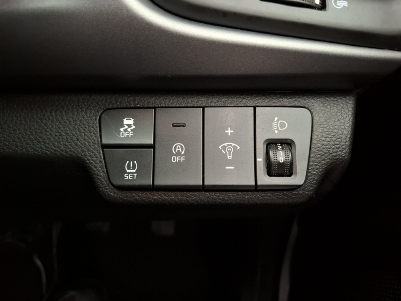 Kia RIO 1.2 Dpi 1 White #17