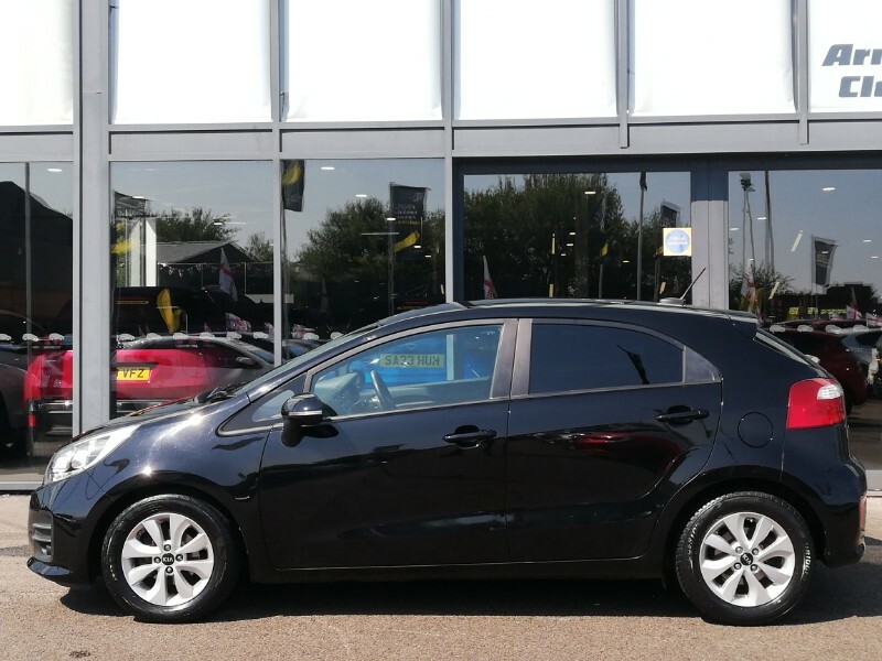 Kia RIO 1.25 Se Black #4