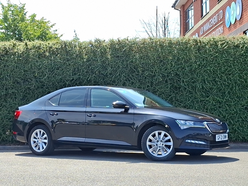 Skoda Superb 2.0 Tdi Cr Se Technology White #7