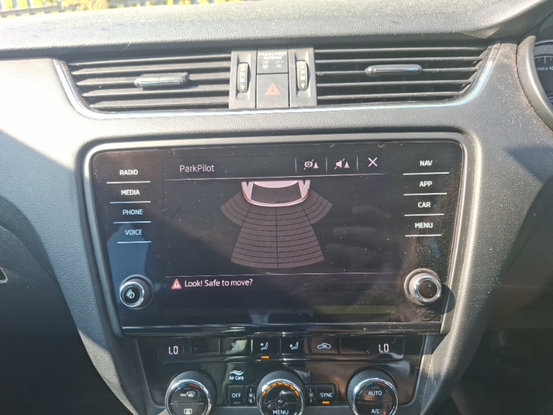 Skoda Octavia Red #9