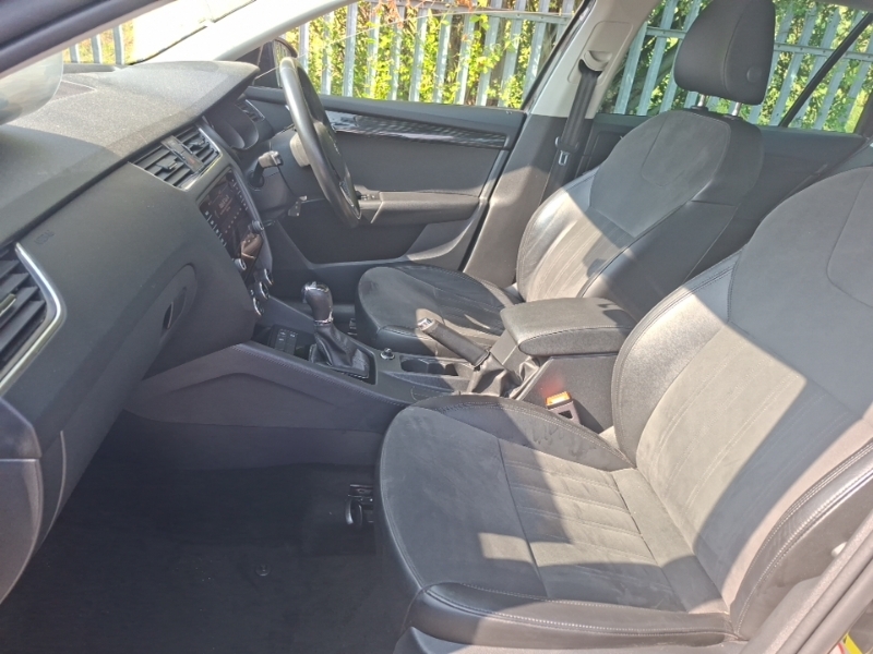 Skoda Octavia 1.5 Tsi Se L Dsg Black #5