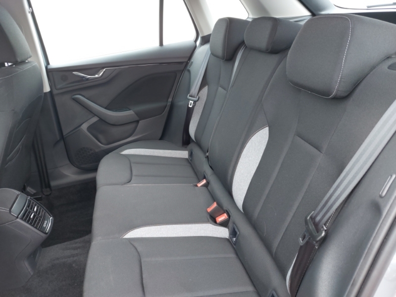 Skoda Kamiq 1.0 Tsi Se Edition Silver #6