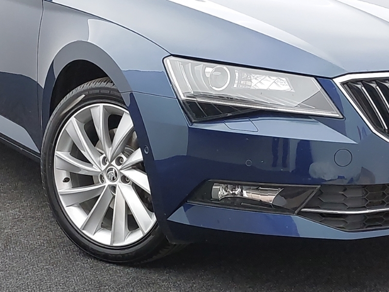 Skoda Superb Hatchback Grey #20